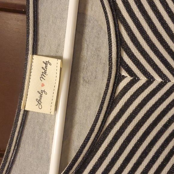 Camo patchwork long sleeve top. NWOT - Picture 5 of 6